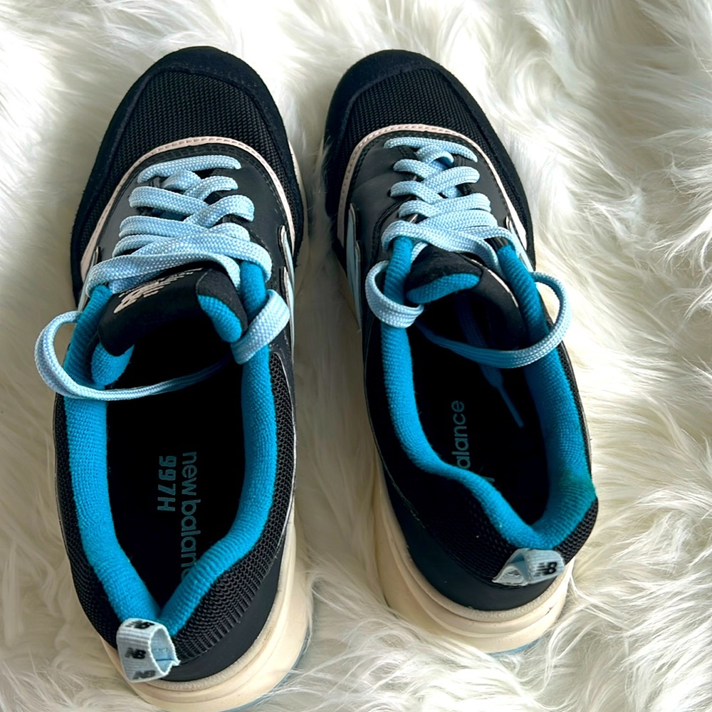 Women’s New Balance 997H sneakers. Size 7.5
